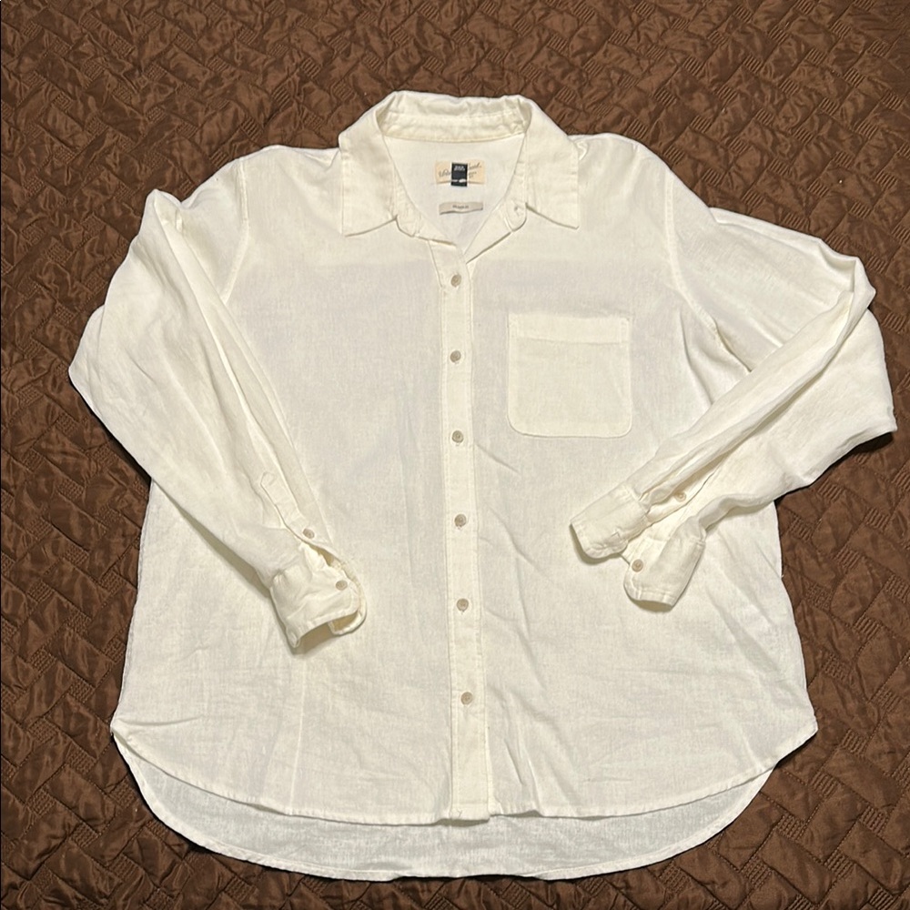 Universal Thread White Button Down Shirt